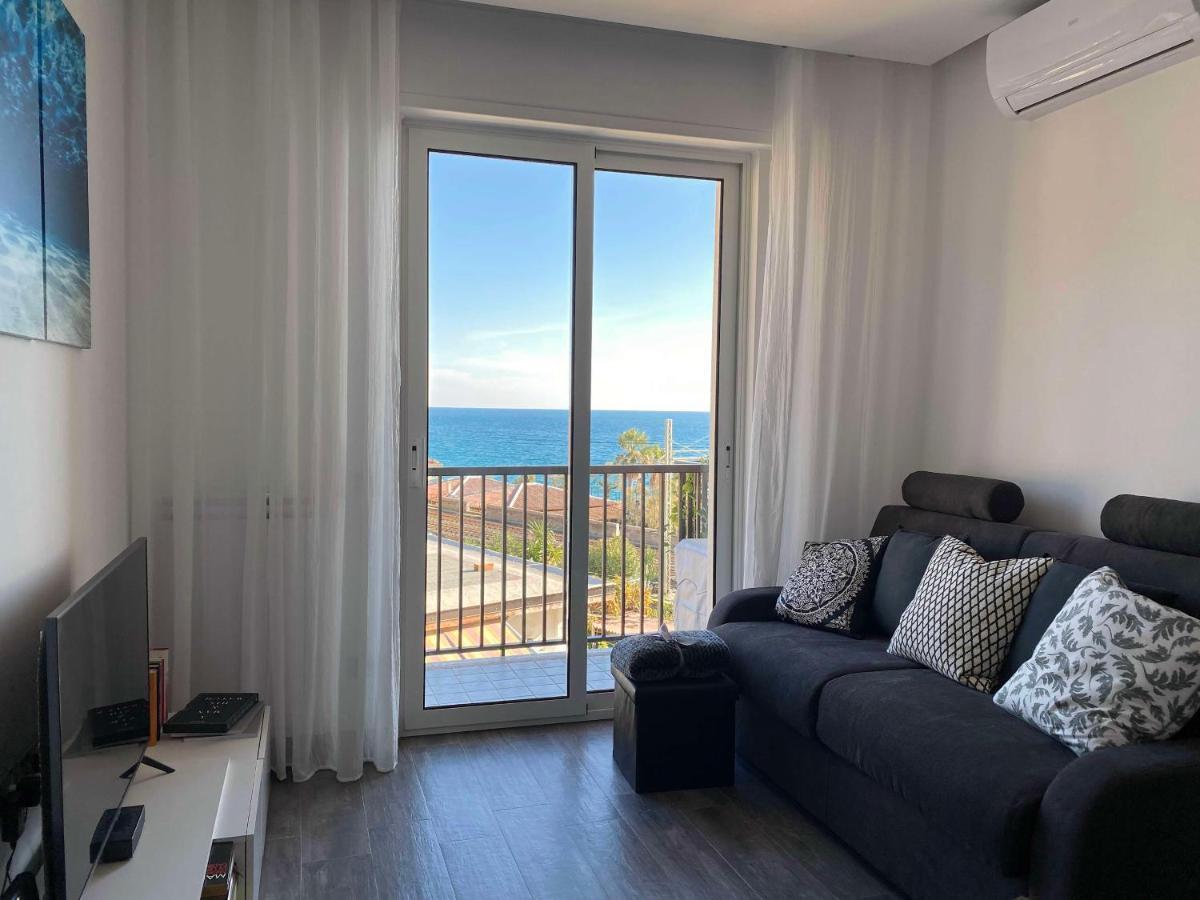 La Gaviota - Bilocale Sul Mare In Arziglia Appartement Bordighera Buitenkant foto